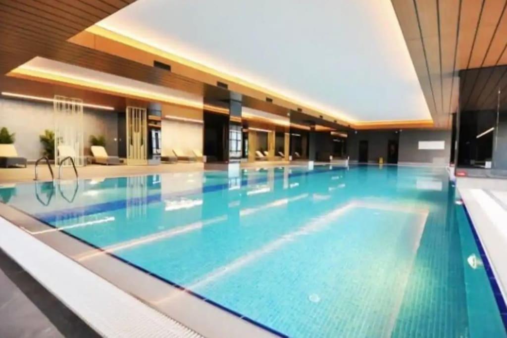 Stunning Skyview Luxury Floor 40 Daire